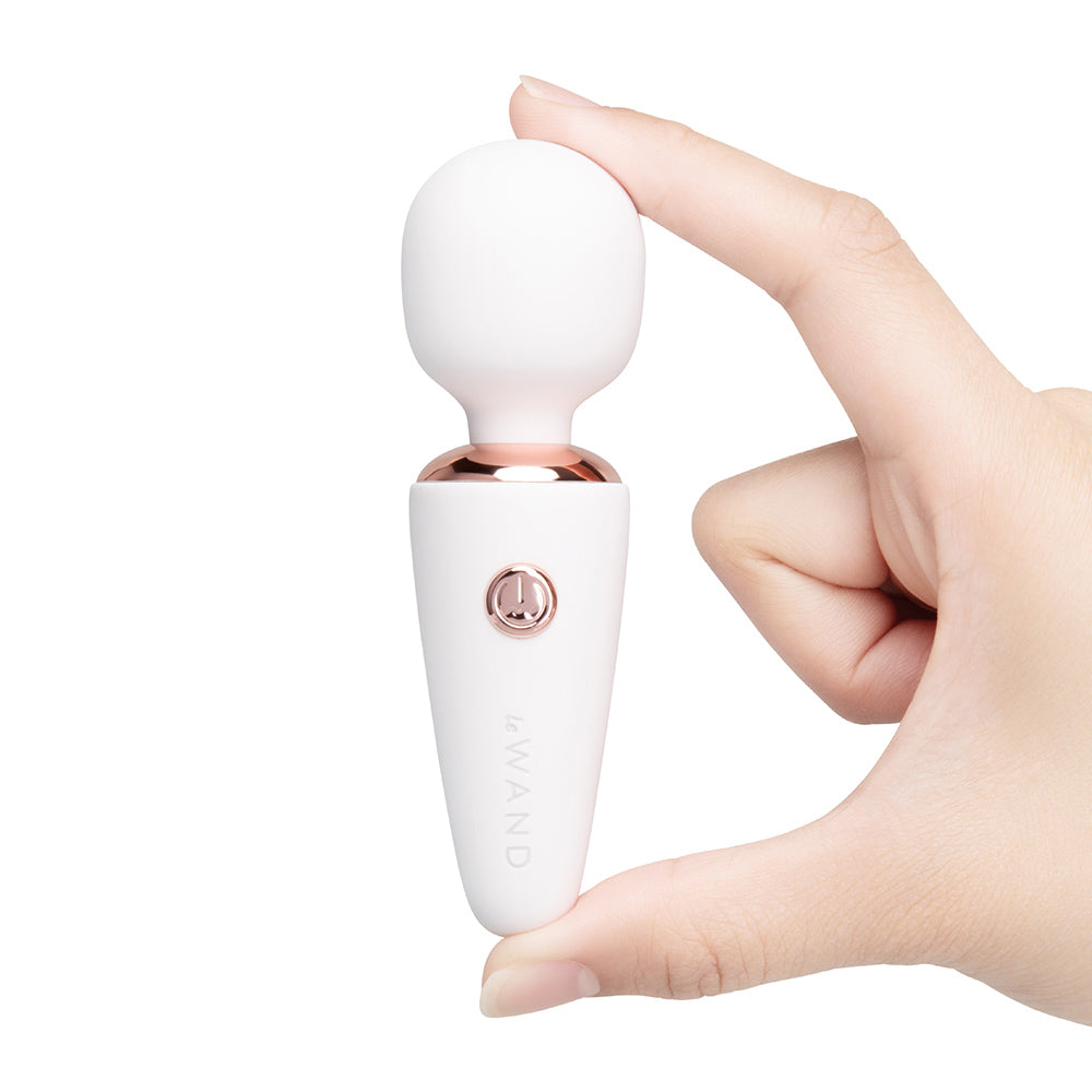 Le Wand Mini Micro Wand Pocket-Size Massager